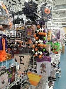 lot 1332 image: Assorted Halloween DcorSupplies