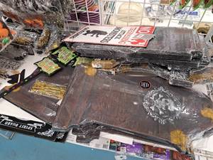 lot 1336 image: Assorted Halloween DcorSupplies