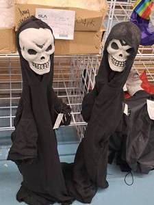 lot 1344 image: Lot of (2) H Standing Halloween Dcor Props - Skeletons