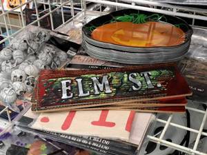 lot 1364 image: Assorted Halloween DcorSupplies - Skulls, Decorating Kits, Lanterns, Banners, Platters