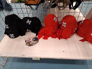 lot 1387 image: Lot of (31) Assorted Pirate Caps