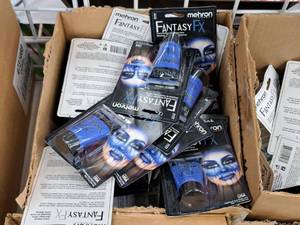 lot 1406B image: Lot of (33) Mehron Fantasy FX Make-Up