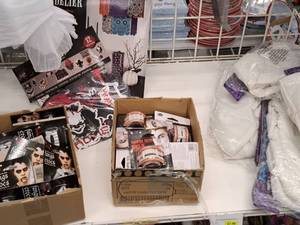 lot 1413 image: Assorted Halloween Costume Accessories - Vampire Fangs, Cartoon Feet