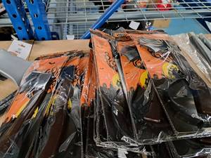 lot 1425A image: Lot of (22) Weapon Skull Headband