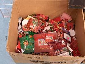 lot 1473 image: Lot of (1 Box) Assorted Christmas Bags