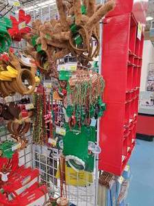 lot 1575 image: Assorted Holiday Headbands and Necklaces