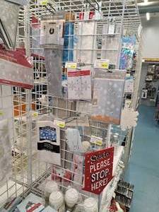 lot 1625 image: Assorted Holiday Dcor - Hanging Decorations, Yard Stake, Banners, Table Covers