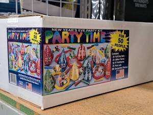 lot 1711 image: Lot of (1) 50-person New Years Eve Party Kit - Party Time