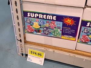 lot 1728 image: Lot of (1) 50-person New Years Eve Party Kit - Supreme