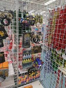 lot 1737 image: Assorted New Years Headbands and Crowns