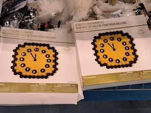 lot 1753 image: Lot of (2) New Years Party Balloon Sculpted Backdrop Kits