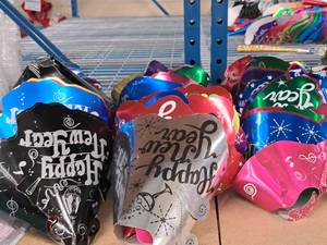 lot 1776 image: Lot of (50) Assorted New Years Party Hats