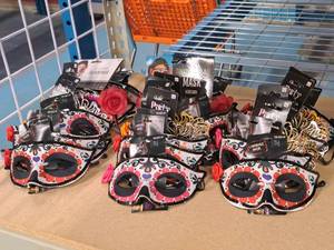 lot 1791 image: Lot of (32) Assorted Carnival Party Masks