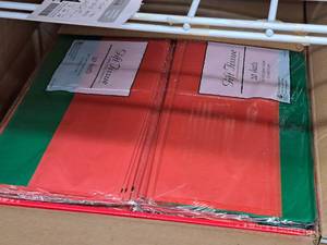 lot 1647 image: Lot of (100 Packs) Gift Tissue 20-count ( 2000 Total Items )
