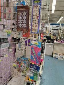 lot 1844 image: Assorted Toys and Novelties