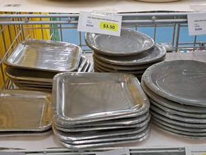 lot 1892 image: Assorted Party Plates, Napkins