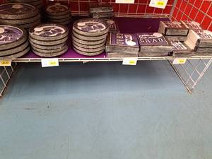 lot 1899 image: Assorted Graduation Party Plates and Napkins