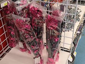 lot 1903 image: Lot of (11) Graduation Party Tinsel Centerpieces