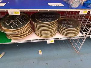 lot 1910 image: Lot of (31 Packs) Graduation Party Plates 8-count ( 248 Total Items )