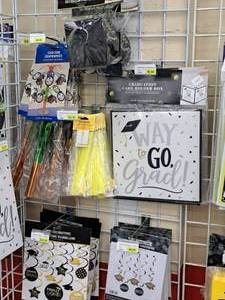 lot 1913 image: Assorted Graduation Party Supplies
