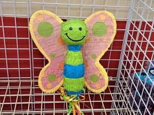 lot 1931 image: Party Pinata - Butterfly