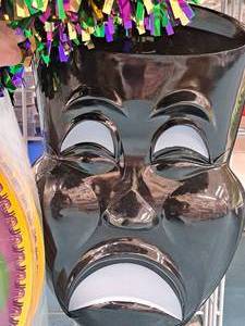 lot 1977 image: Lot of (9) Mardi Gras Tragedy Masks