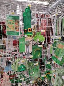 lot 2012 image: Assorted St. Patricks Day Party Supplies