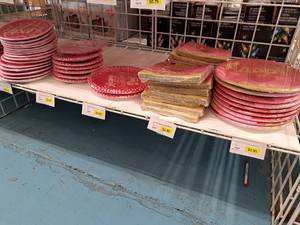 lot 2022 image: Assorted Valentines Day Party Supplies - Plates and Napkins