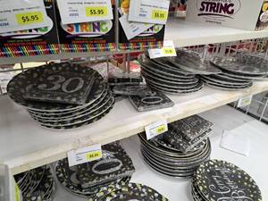 lot 2037 image: Assorted Party Plates and Napkins - 30th Birthday