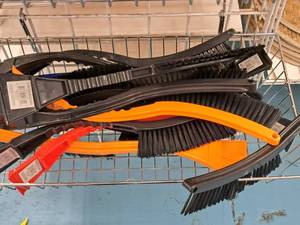 lot 2127 image: Lot of  Assorted Window Ice Scrapers