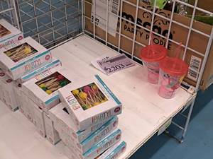 lot 2205 image: Lot of (20 Boxes) Party Fruit Picks 50-count