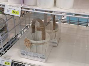 lot 2216 image: Lot of (2) Amscan Rustic Flower Baskets