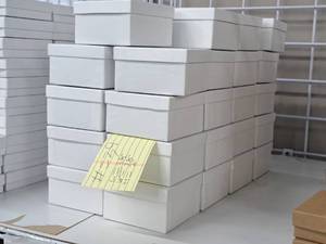 lot 2264 image: Lot of (39) Gift Boxes 3-12x3-12x2