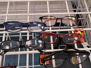 lot 2369 image: Lot of (5) 350 Reading Glasses