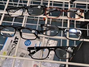 lot 2370 image: Lot of (5) 350 Reading Glasses