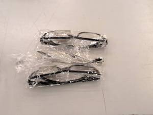 lot 2380 image: Lot of (3) 275 Reading Glasses
