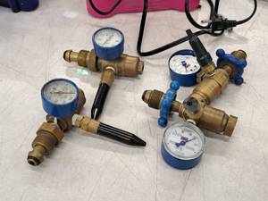 lot 2394 image: Lot of (4) Helium Tank Regulator Valves (Used)