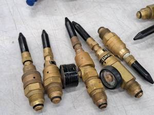 lot 2397 image: Lot of (5) Helium Tank Valve Parts (Used)