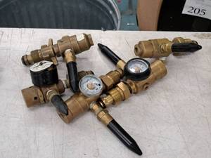 lot 2403 image: Lot of (5) Helium Tank Regulator Valve Parts (Used)