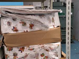lot 2300 image: Lot of (2 Boxes - 5 ReamsBox - 200ctream) Bears On Sleds themed Tissue Wrap 20x30