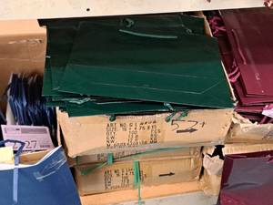 lot 2326 image: Lot of (100) Green Gift Bags 16x4-34x12