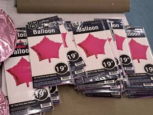 lot 2578 image: Lot of (11) 19 Foil Pink Star Balloons