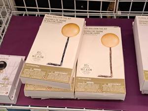 lot 2427 image: Lot of (3) Tinsel Balloon Tail Kits