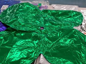 lot 2606 image: Lot of (23) Green Foil Balloon Quad Balloons 25x25