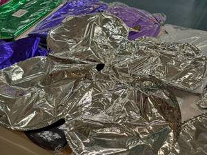 lot 2614 image: Lot of (1 Pack) Silver Foil Balloon Quad Balloons 25-count ( 25 Total Items ) 25x25
