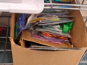 lot 2504 image: Lot of (20) Partial Packs of Assorted Balloons