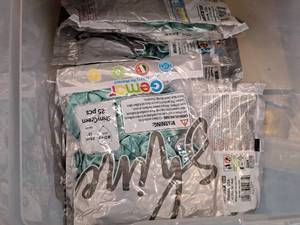 lot 2524 image: Lot of (10 Packs) 12 Balloons 25-count ( 250 Total Items )