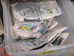 lot 2533 image: Lot of (7 Packs) 12 Balloons 50-count ( 350 Total Items )
