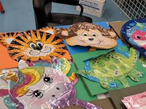 lot 2650 image: Lot of (6) Assorted Kids Helium Balloons - (3) Dinosaurs, (1) Unicorn, (1) Tiger, (1) Monkey 13x16