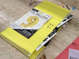lot 2687 image: Lot of (6) La Fete 34 Gold Helium Foil Balloon - #9